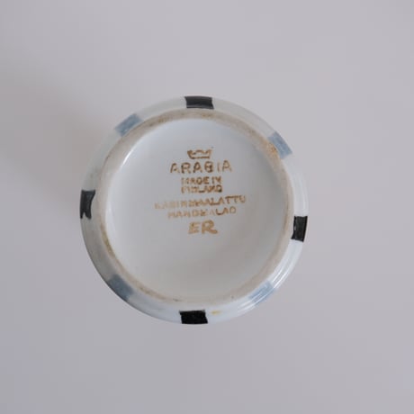 ARABIA FLOWER VASE