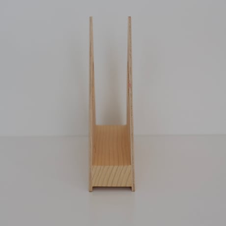 AARIKKA WOOD HOLDER (A)