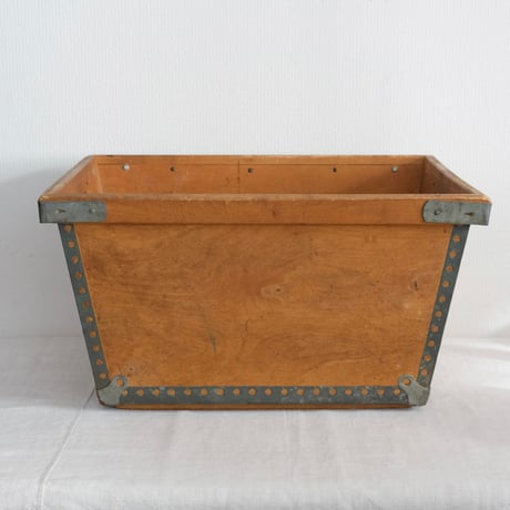 NN OY WOOD BOX