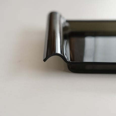YKI NUMMI ACRYLIC TRAY
