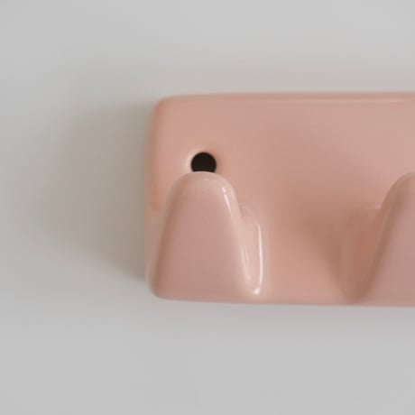 ARABIA CERAMIC HOOK