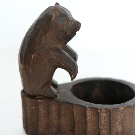 WOOD CARVING BEAR (ASHTRAY)