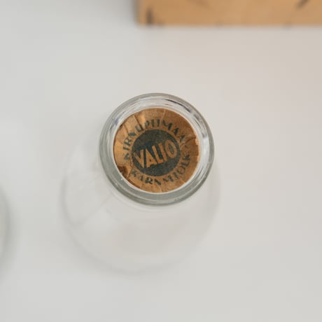 VALIO MILK BOTTLE WITH WOODEN CASE