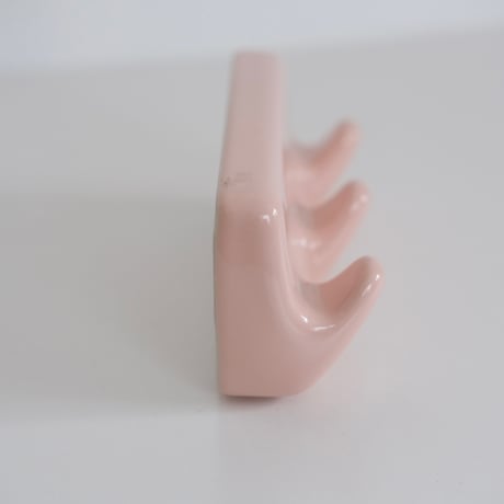 CERAMIC HOOK
