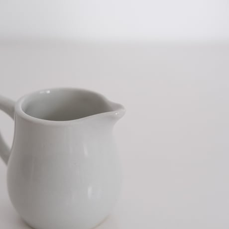 ARABIA CREAMER