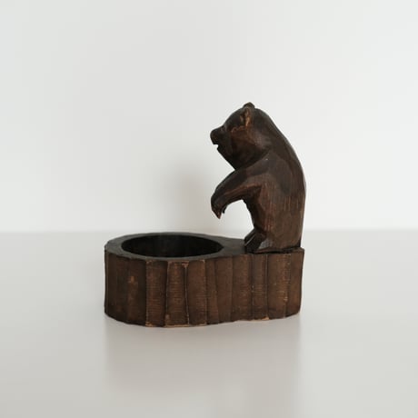 WOOD CARVING BEAR (ASHTRAY)
