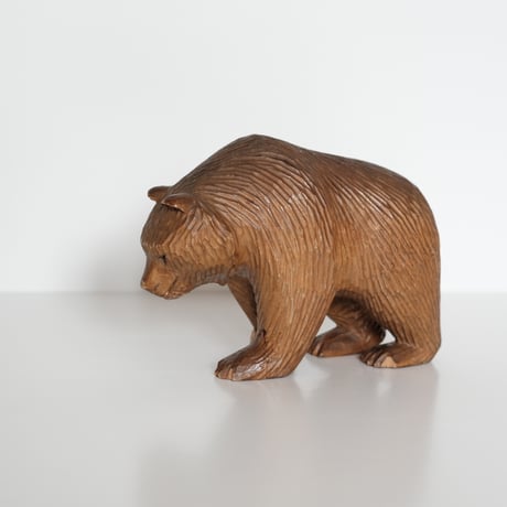WOOD CARVING BEAR