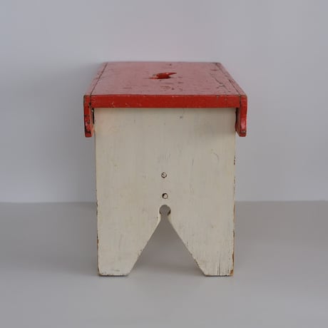 STOOL