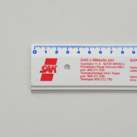PLASTIC RULER