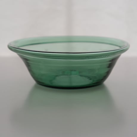 GLASS BOWL (B)