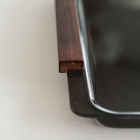 YKI NUMMI ACRYLIC/TEAK TRAY