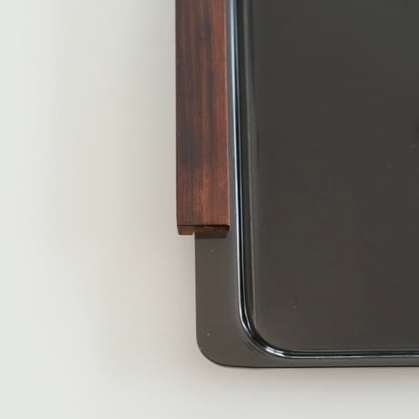 YKI NUMMI ACRYLIC/TEAK TRAY