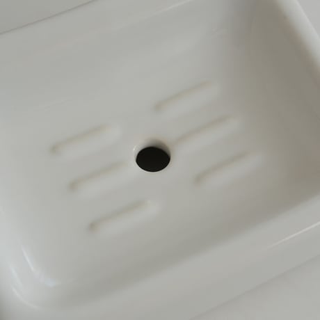 SOAP DISH (B)