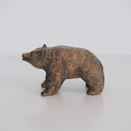 WOOD CARVING BEAR (A)