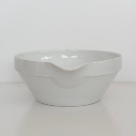 ARABIA LIPPED BOWL