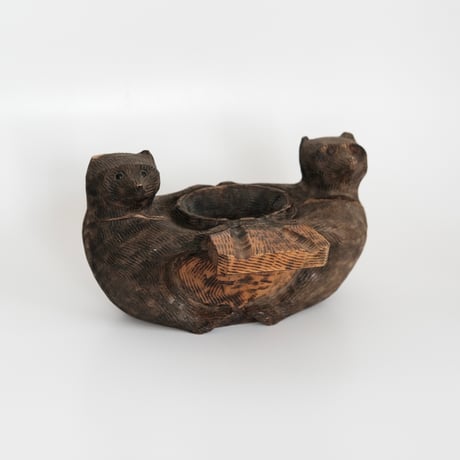 WOOD CARVING BEAR (D)