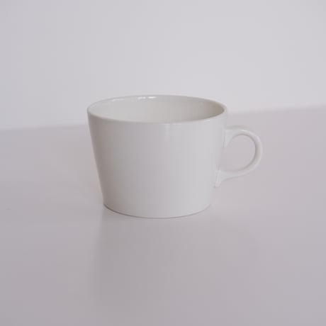 ARABIA KILTA TEA CUP