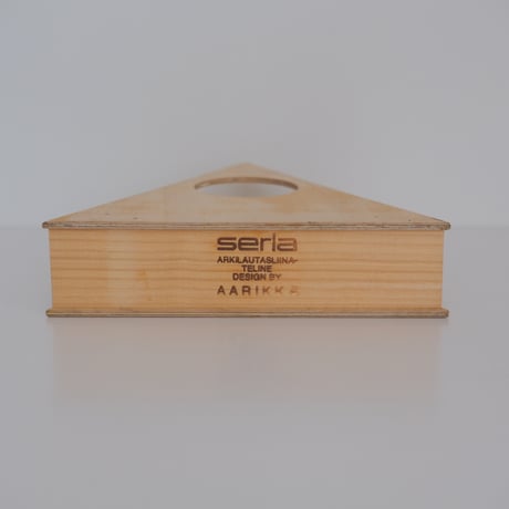 AARIKKA WOOD HOLDER (A)