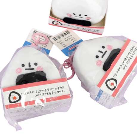삼각김밥 키링　三角おにぎりキーホルダー