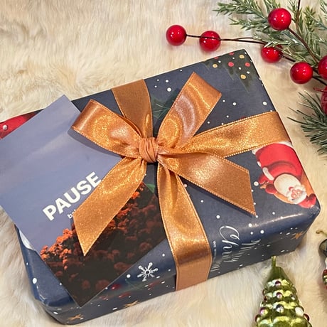 PAUSE12月缶（クリスマス）