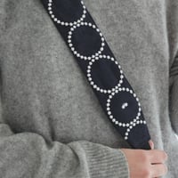 肩への負担が少ないショルダー紐