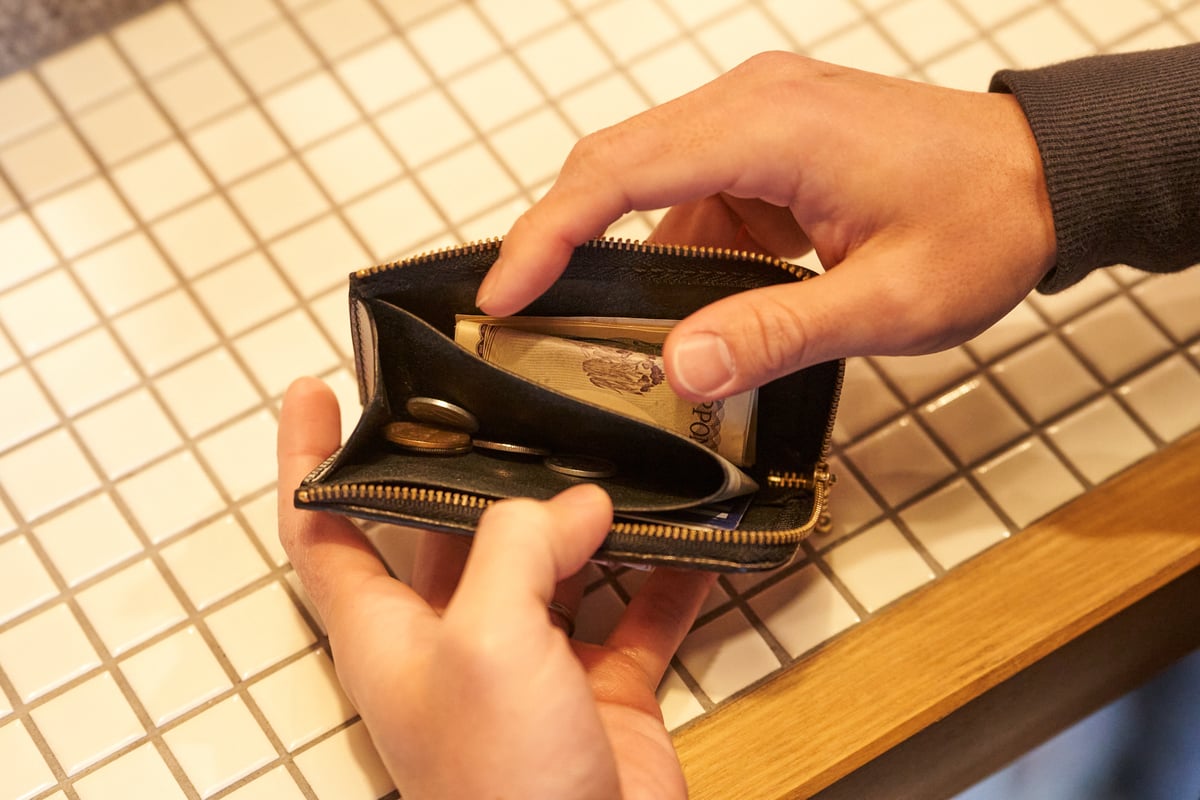 LEATHER FRAGMENT CASEソフネット Fragment Case | Bonds