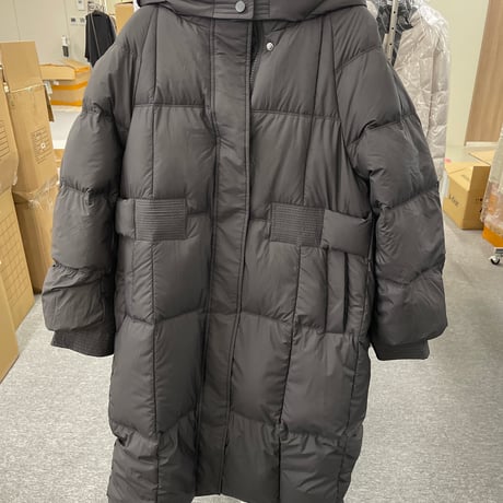 STORES ダウンジャケットの検索結果