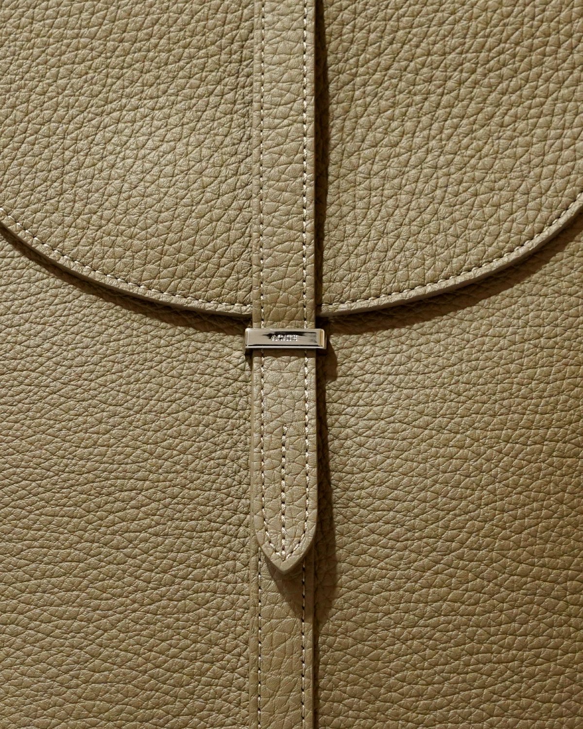 ACATE ／ STRANO​ ショルダーバッグ ​TAUPE | Tiamo La Online