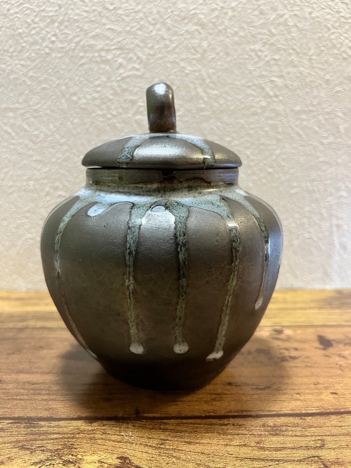 蓋付のカメ壺 | 富士塚陶房 蓋付のカメ壺 | 富士塚陶房