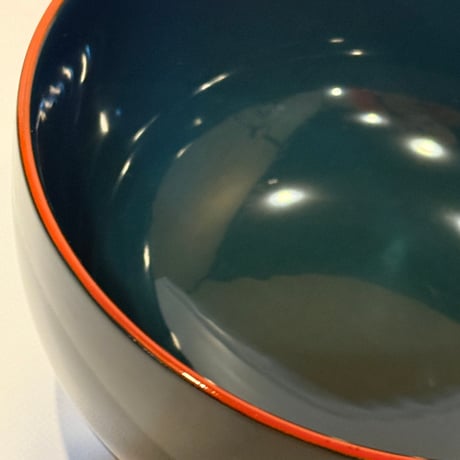 漆器のスープボウル　青