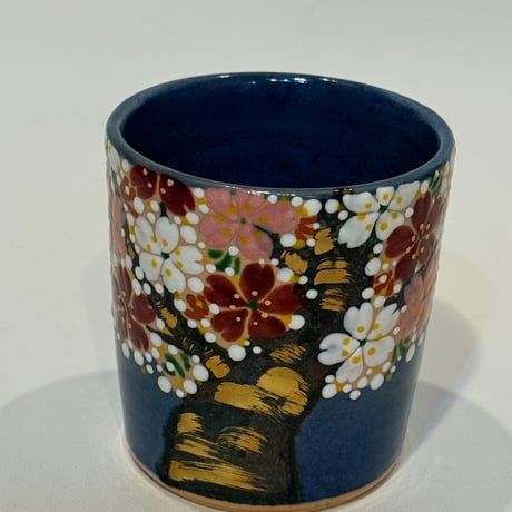 陶器の湯呑み　夜桜