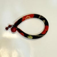 ちりめんブレスレット　黒系