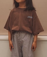 brown tee