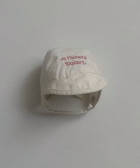 cap bonnet