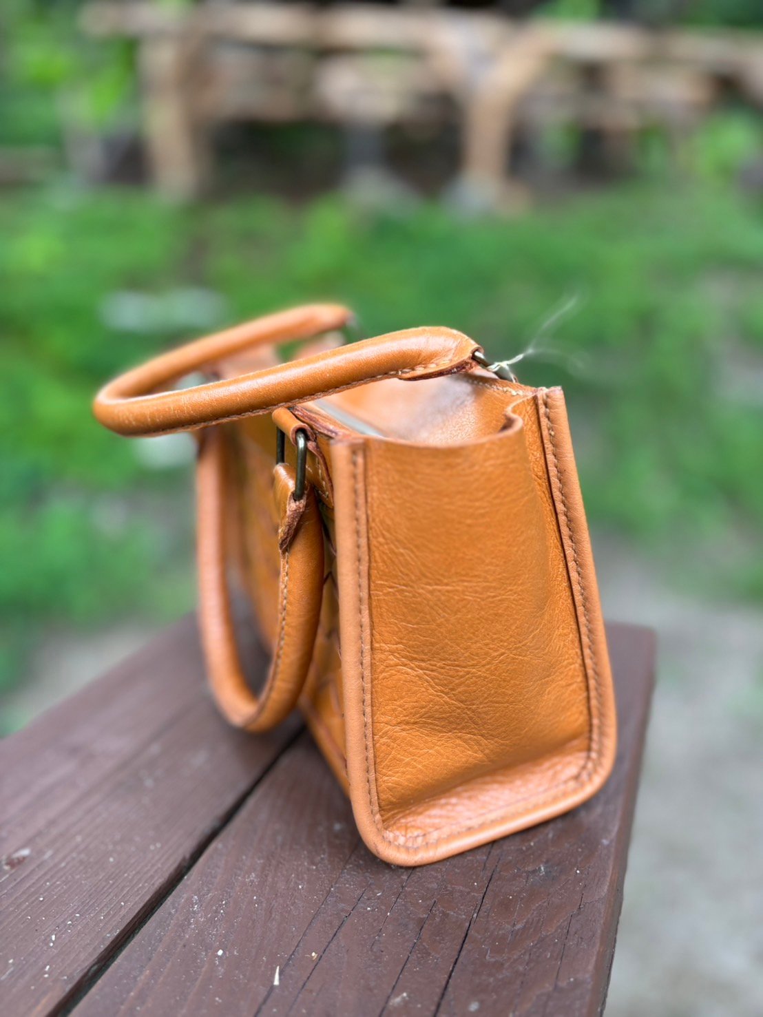 網目模様入りハンドバッグ l Woven leather handbag | やまがた