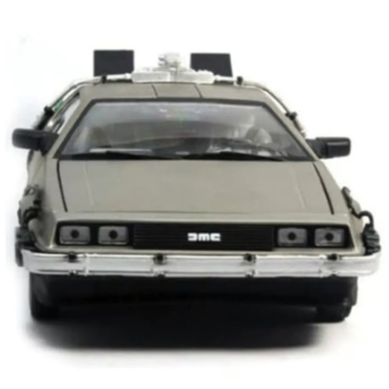 デロリアン DMC-12 1/18 バック・トゥーザ・フューチャー BTTF デロリアン DMC-12 1/18 バック・トゥーザ・フューチャー BTTF