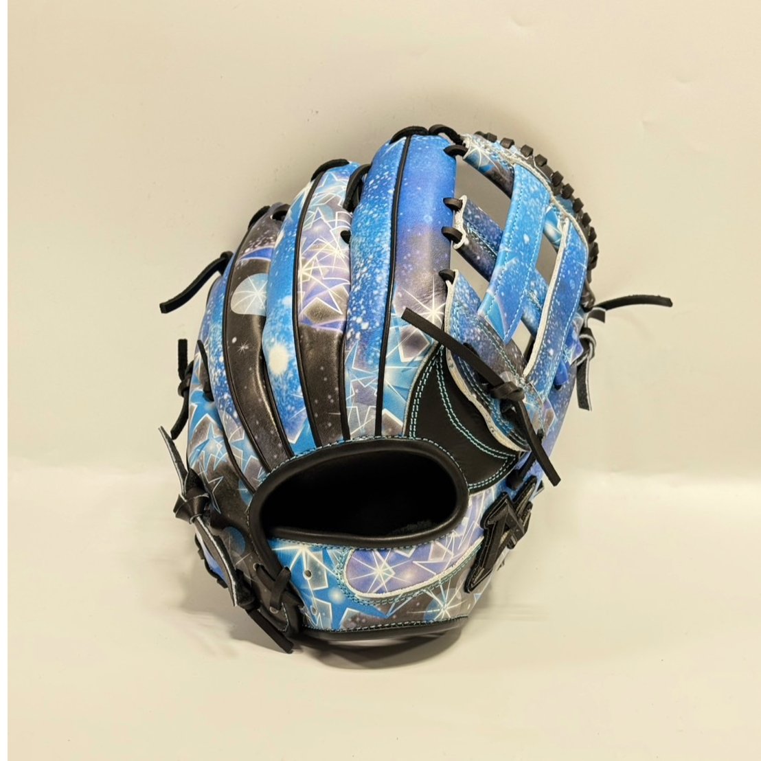 15個のみ製造 超激レア アトムズ限定軟式グラブ | ミチイオンラインストア