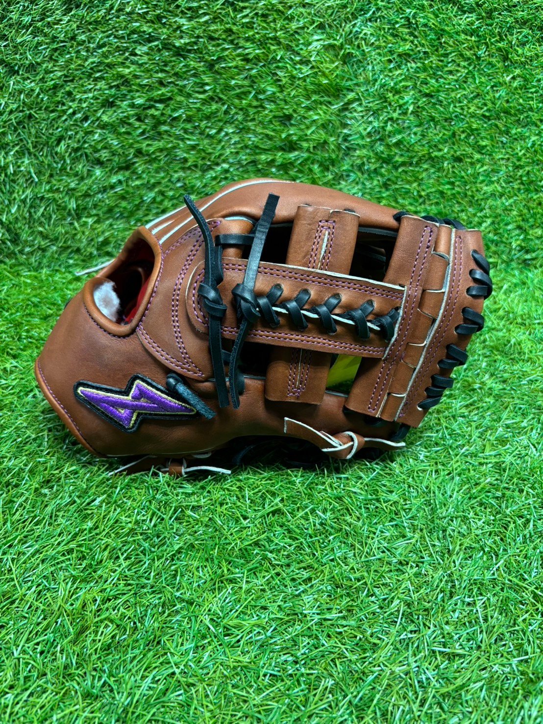ヤバイ YABAI 内野用 硬式グラブ 11.5インチ 湯もみ済み ヤバイ YABAI 内野用 硬式グラブ 11.5インチ 湯もみ済み