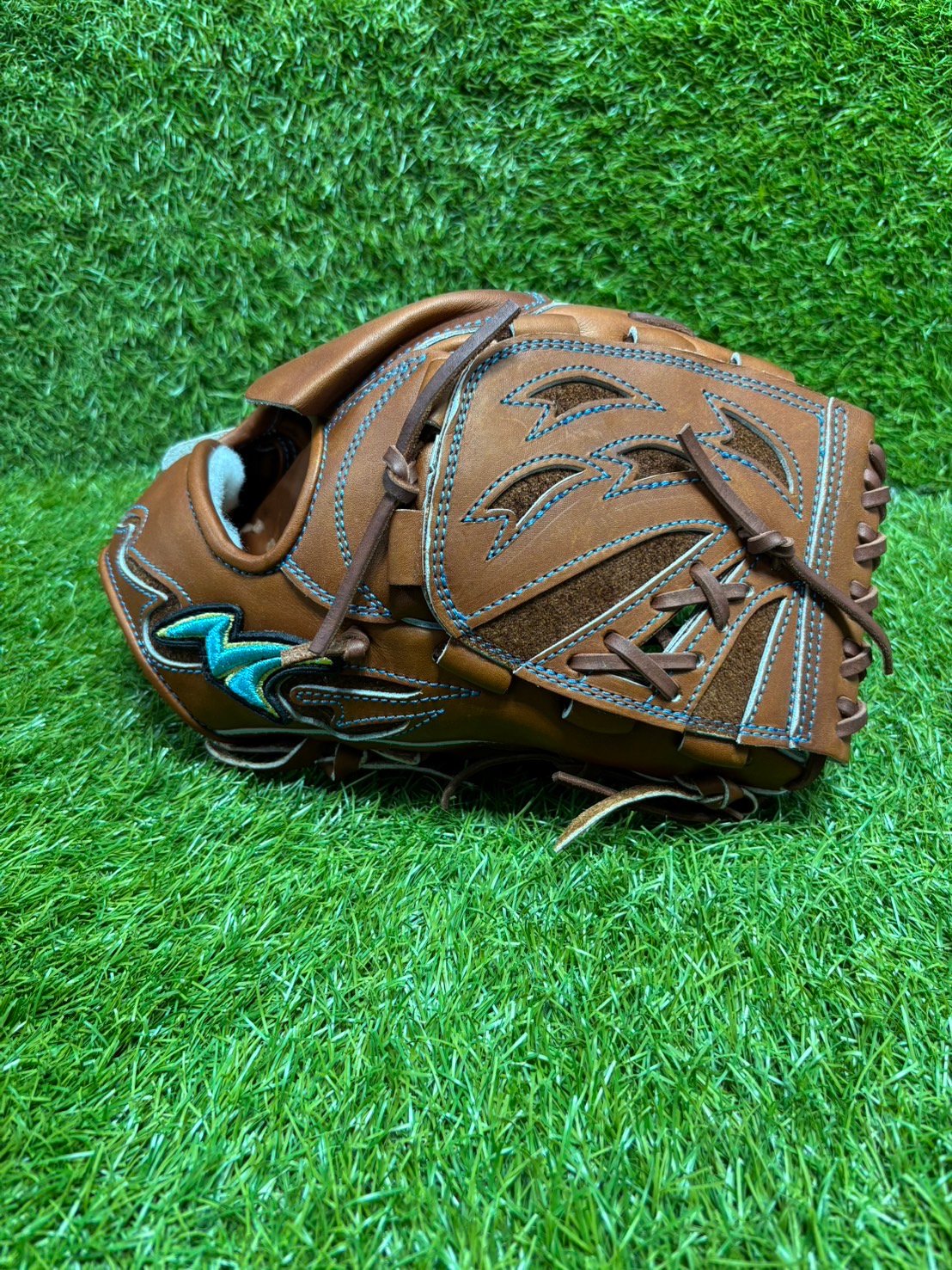 NoLimit-ノーリミット硬式投手用右投げ | ミチイオンラインストア