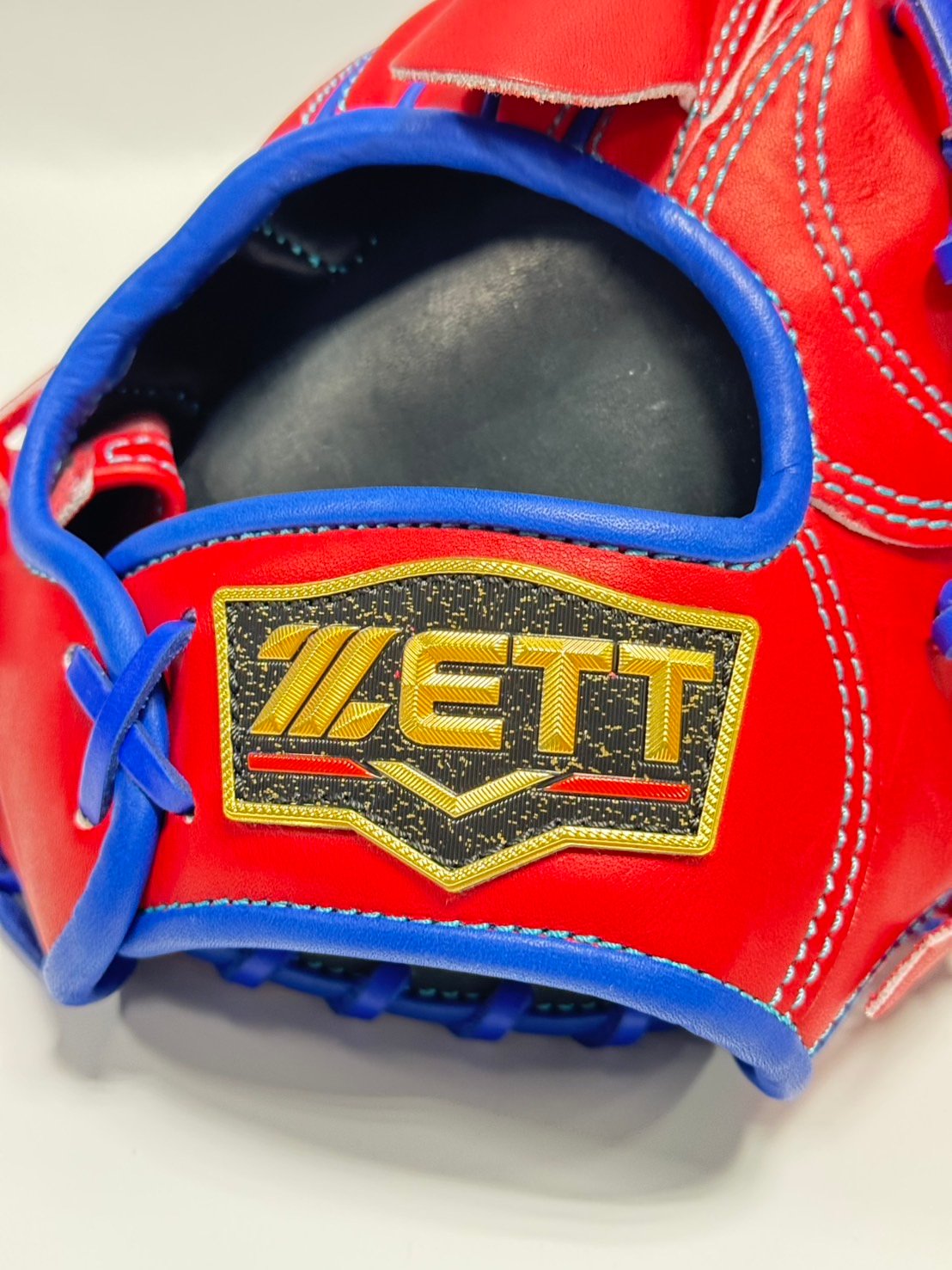 HUTCH 硬式用 レア fit=scale-down,w=1200