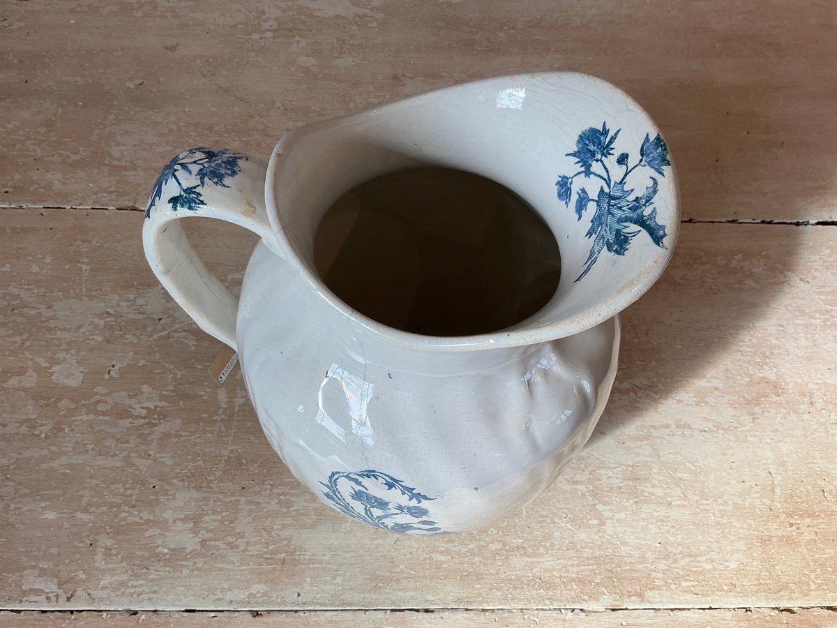 フランス アンティーク 陶器製ピッチャー アザミ柄 | Bonne Volonte