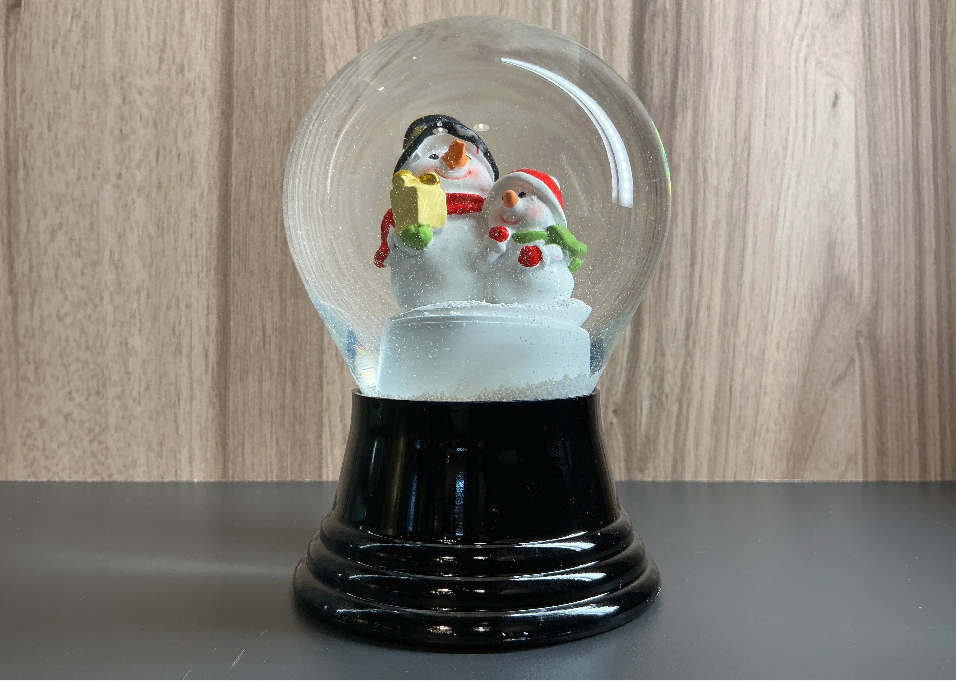 VIENNA SNOW GLOBE 1642 雪だるまたち 80㎜ Snowman coupl