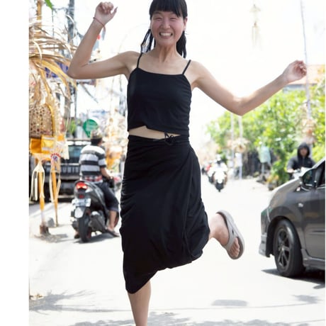バンブーコットン カップポケット付き クロップド丈 キャミソール （黒）Bamboo cotton Cropped Camisole (Black)