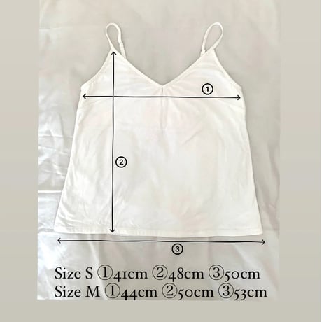 バンブーコットン カップポケット付き Vネック キャミソール（白）Bamboo Cotton V-Neck Camisole with Cup Pockets (White)