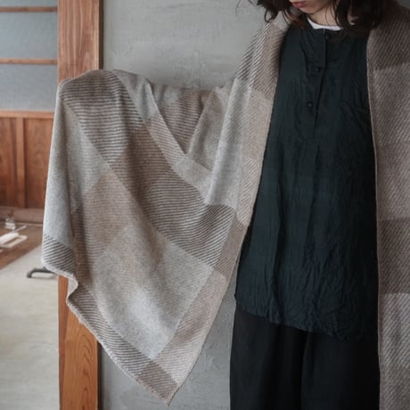 Yak Wool Shawl / MAYAWOOL