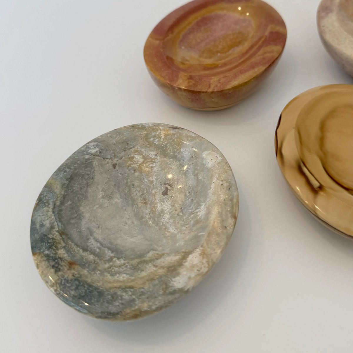 ブルー オーシャンジャスパー ミニ皿 プレート スフィア台 | CREA