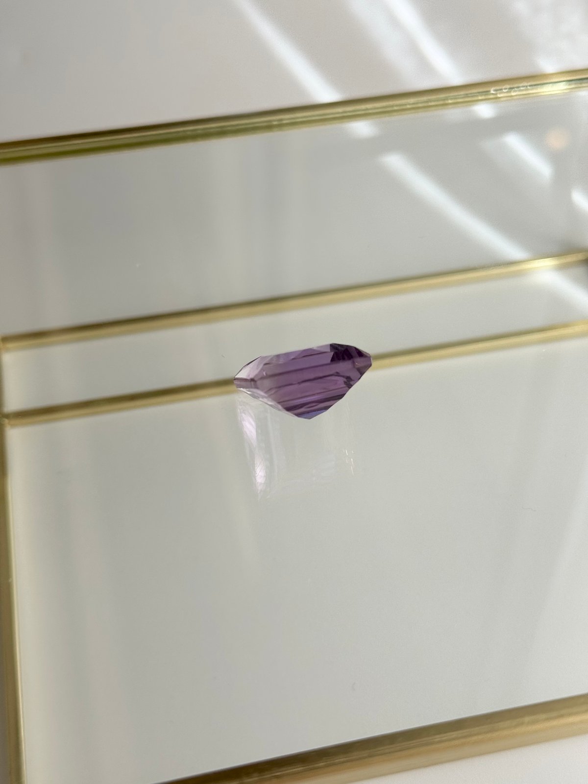 宝石質アメジスト レーザーカット ルース　インテリア　置物 宝石質 アメジスト 14x10mm レクタングルカット ルース 1個売り