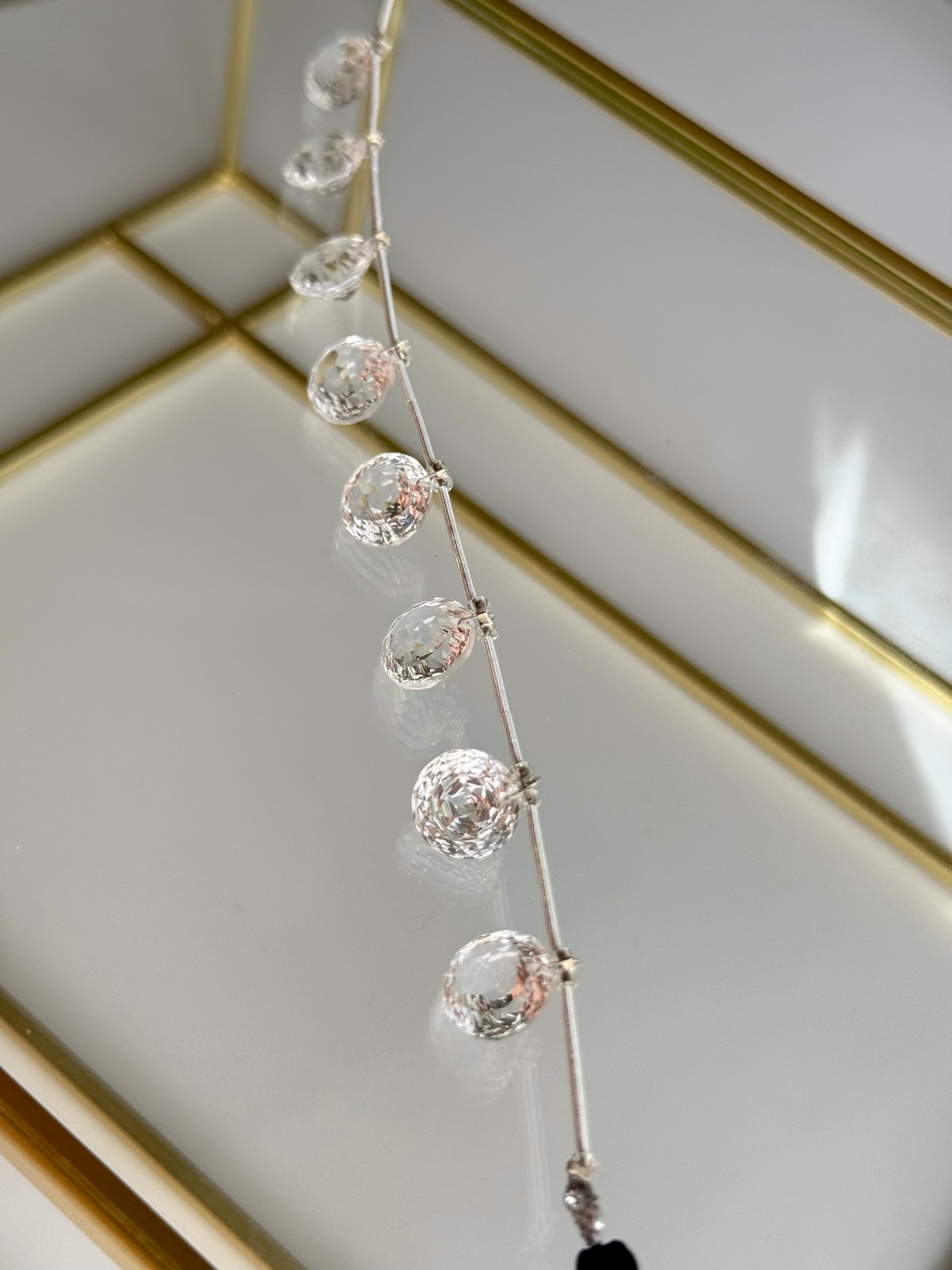 クリスタル 水晶 ラウンド コンケーブカット | CREA