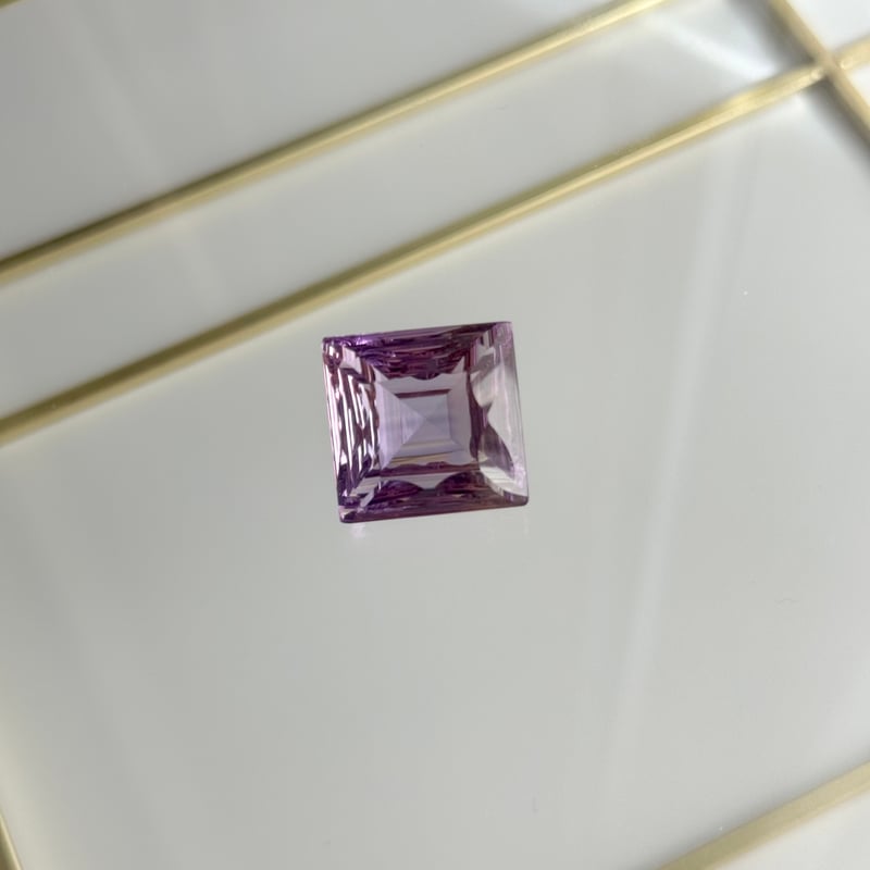 宝石質アメジスト レーザーカット ルース | CREA