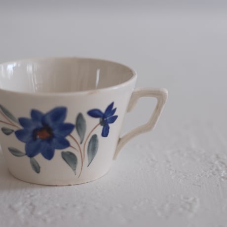 Digoin & Sarreguemines / flower cup C,D